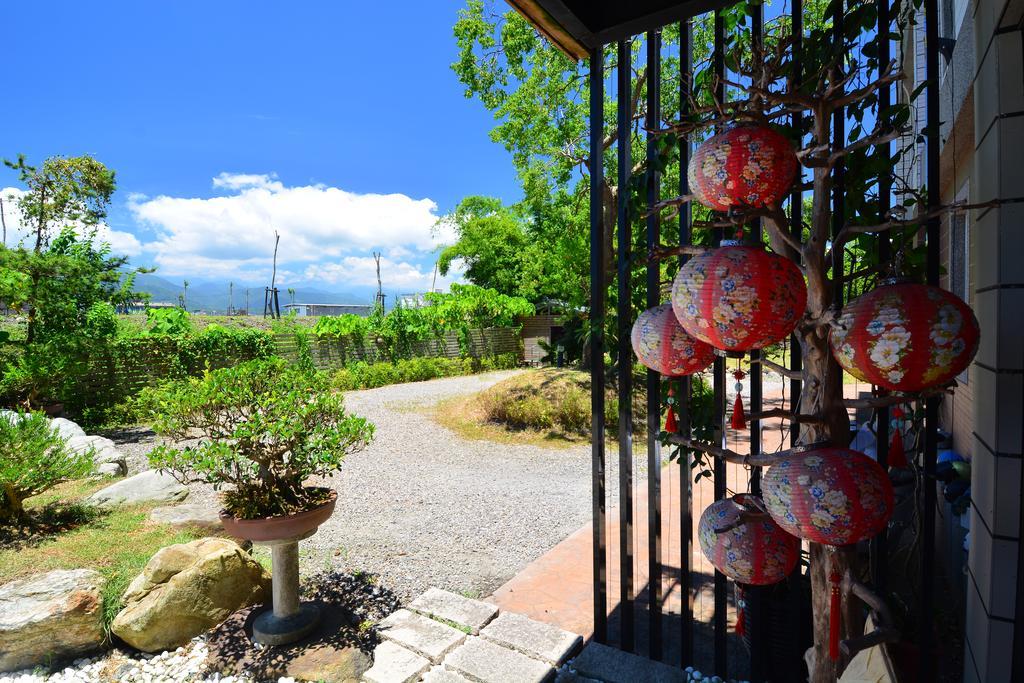 Simple Happiness B&B อู่เจี๋ย ภายนอก รูปภาพ